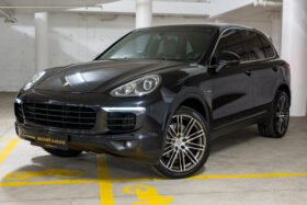 2015 PORSCHE CAYENNE DIESEL