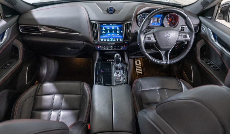 2017 Maserati Levante Q4 3.0DT full