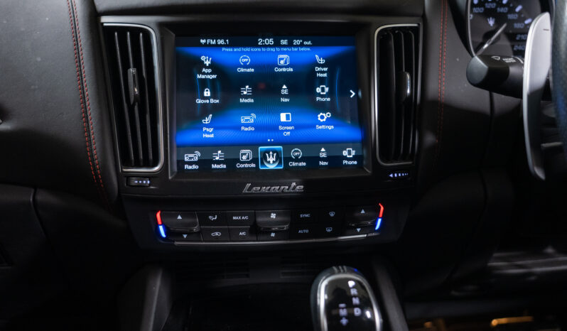 2017 Maserati Levante Q4 3.0DT full