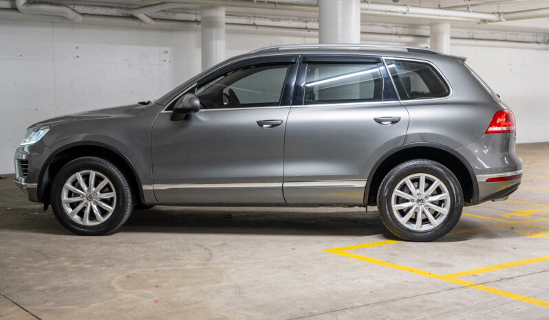 2015 Volkswagen Touareg 150TDI full