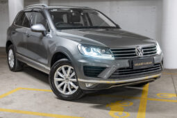 2015 Volkswagen Touareg 150TDI full