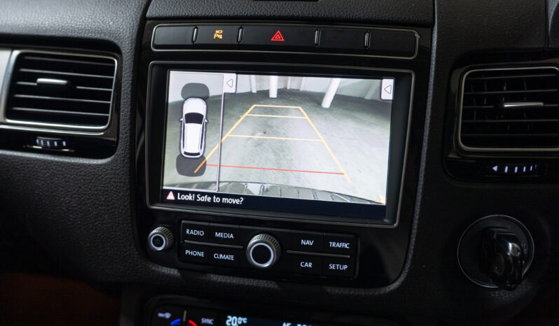 2015 Volkswagen Touareg 150TDI full