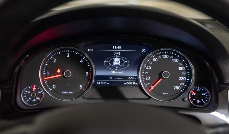2015 Volkswagen Touareg 150TDI full