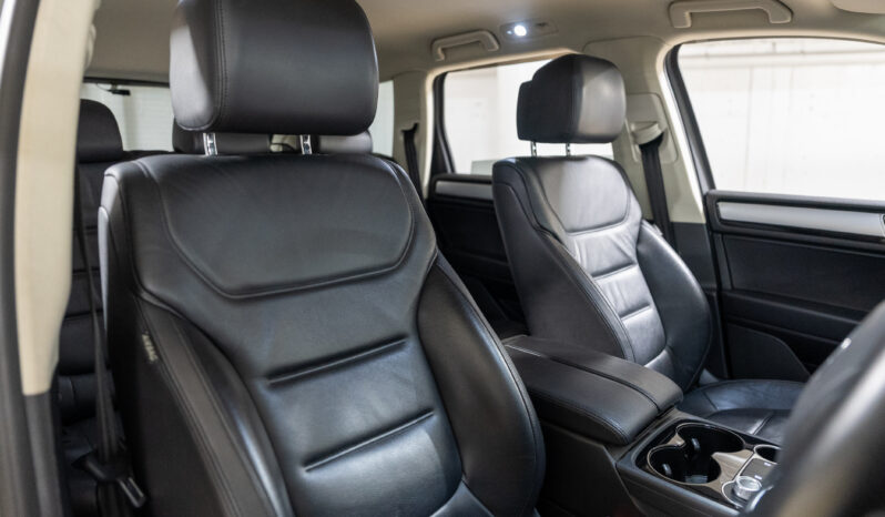 2015 Volkswagen Touareg 150TDI full