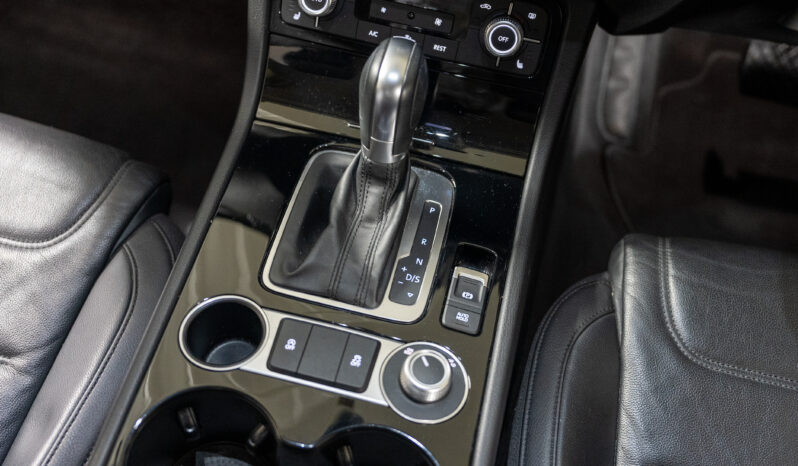 2015 Volkswagen Touareg 150TDI full
