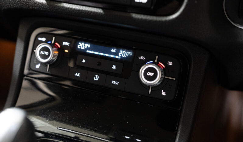 2015 Volkswagen Touareg 150TDI full