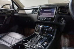 2015 Volkswagen Touareg 150TDI full