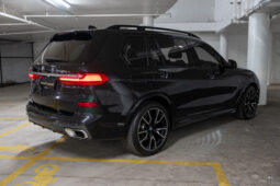 2019 BMW X7 xDrive30d M Sport full