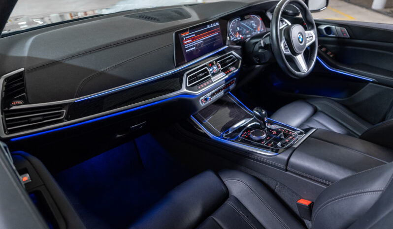 2019 BMW X7 xDrive30d M Sport full