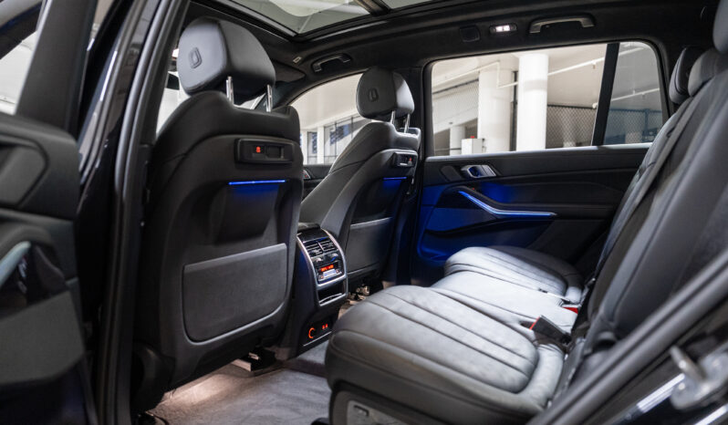 2019 BMW X7 xDrive30d M Sport full