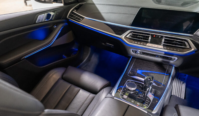 2019 BMW X7 xDrive30d M Sport full