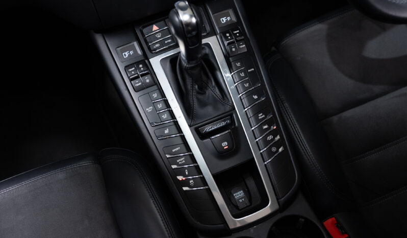 2018 PORSCHE MACAN GTS full