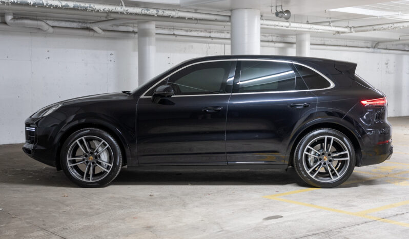 2018 Porsche Cayenne Turbo full