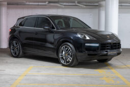 2018 Porsche Cayenne Turbo full