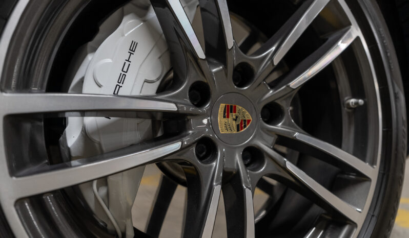 2018 Porsche Cayenne Turbo full