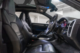 2018 Porsche Cayenne Turbo full