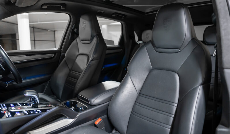 2018 Porsche Cayenne Turbo full