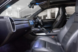 2018 Porsche Cayenne Turbo full