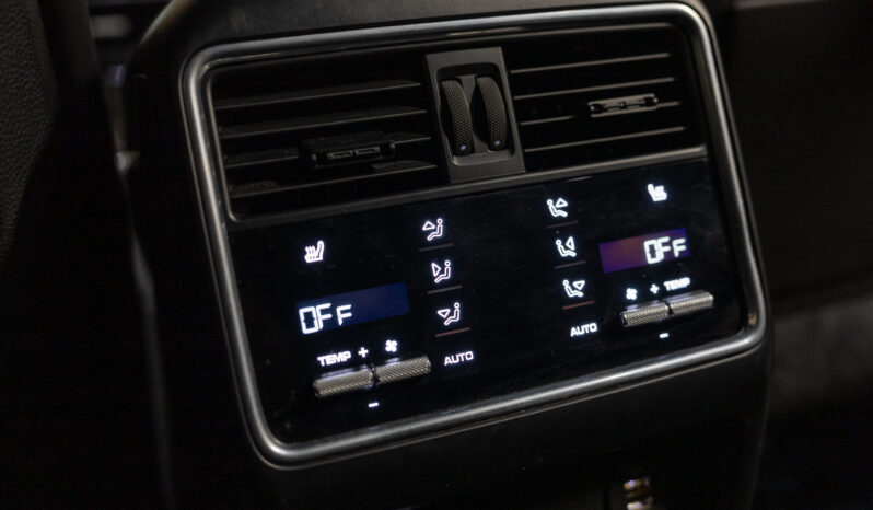 2018 Porsche Cayenne Turbo full