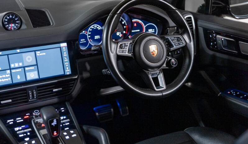 2018 Porsche Cayenne Turbo full