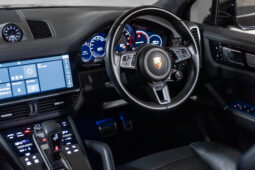 2018 Porsche Cayenne Turbo full
