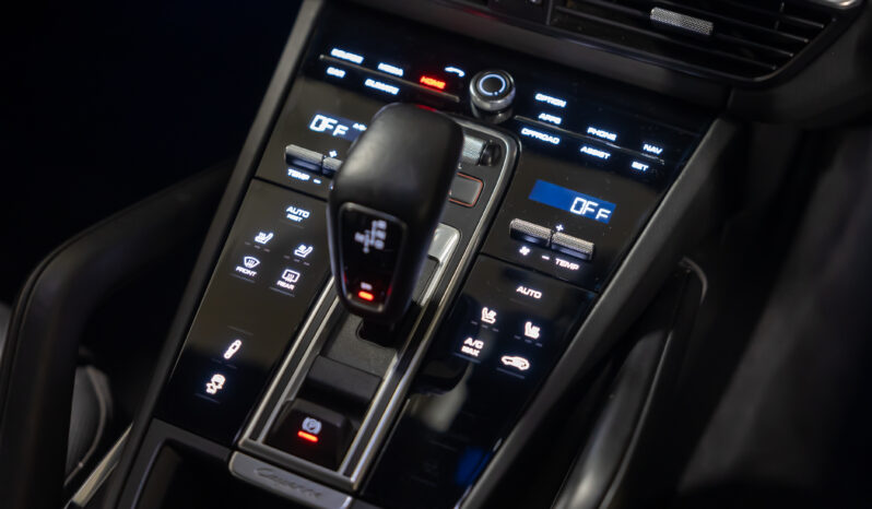 2018 Porsche Cayenne Turbo full