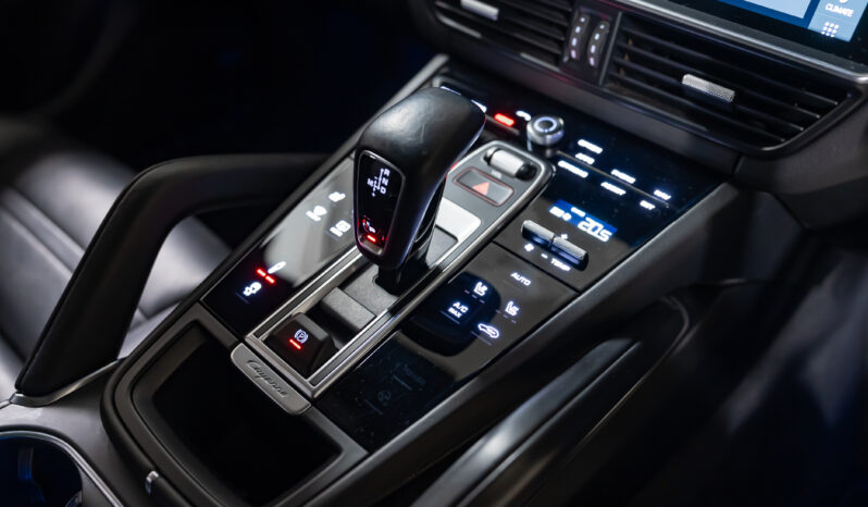 2018 Porsche Cayenne Turbo full