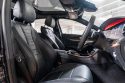 2018 Mercedes-Benz E300 Sedan full