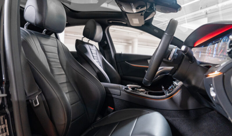2018 Mercedes-Benz E300 Sedan full