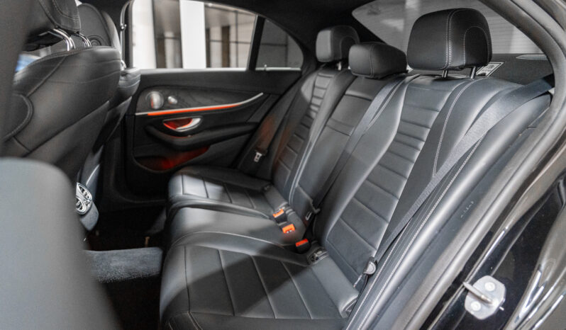 2018 Mercedes-Benz E300 Sedan full