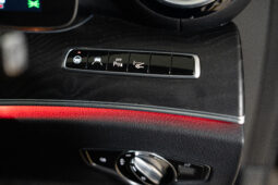 2018 Mercedes-Benz E300 Sedan full