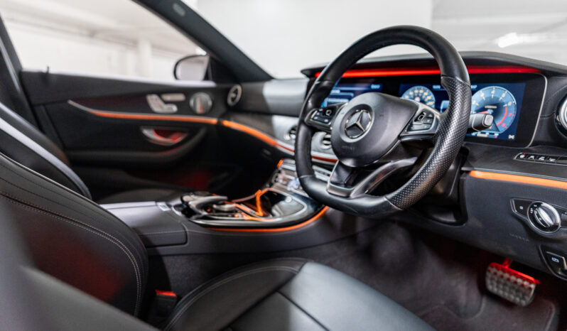2018 Mercedes-Benz E300 Sedan full