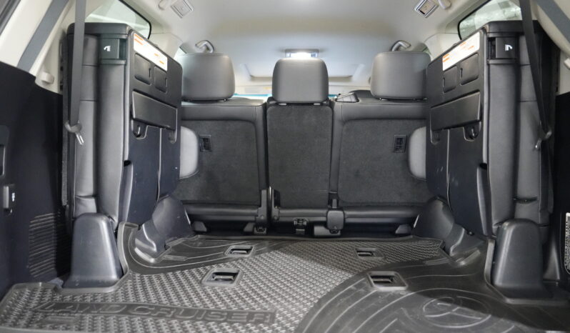 2017 Toyota Landcruiser Sahara full