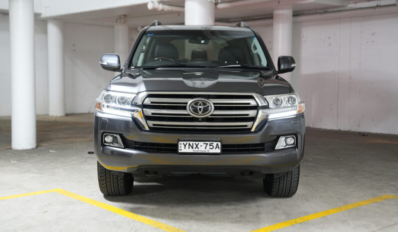 2017 Toyota Landcruiser Sahara full