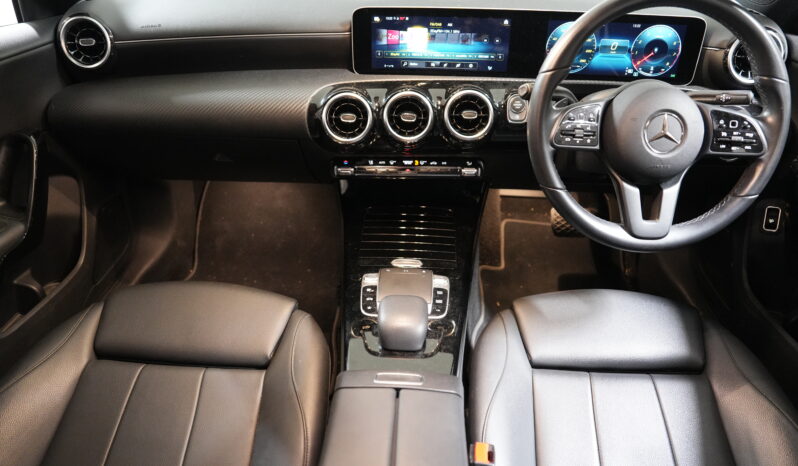 2020 Mercedes-Benz A-Class A180 Sedan full