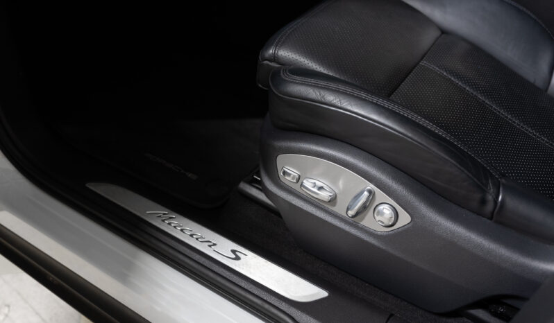 2014 Porsche Macan S Diesel full