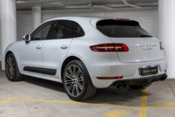2015 Porsche Macan Turbo full