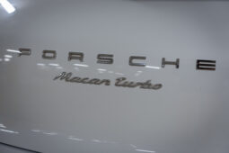 2015 Porsche Macan Turbo full