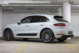2015 Porsche Macan Turbo full