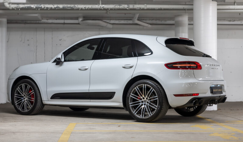 2015 Porsche Macan Turbo full