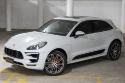 2015 Porsche Macan Turbo full