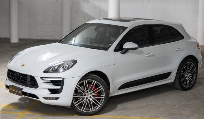 2015 Porsche Macan Turbo full