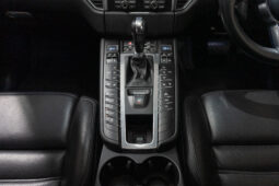 2015 Porsche Macan Turbo full