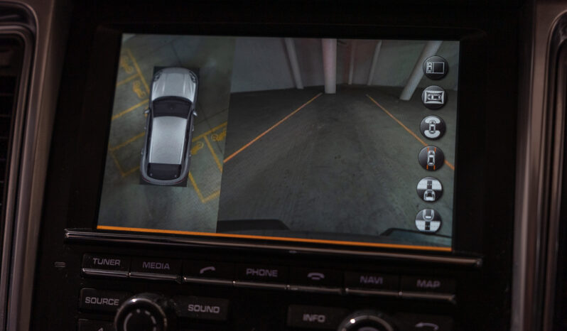 2015 Porsche Macan Turbo full