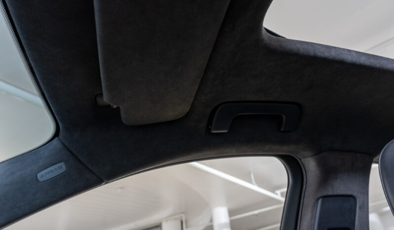 2015 Porsche Macan Turbo full