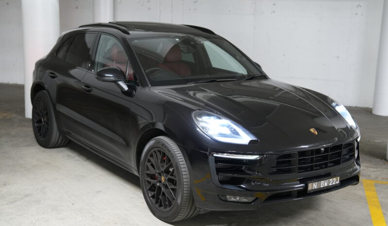 2017 PORSCHE MACAN GTS full