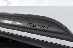 2022 PORSCHE MACAN T full