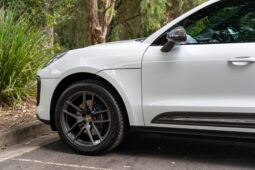 2022 PORSCHE MACAN T full