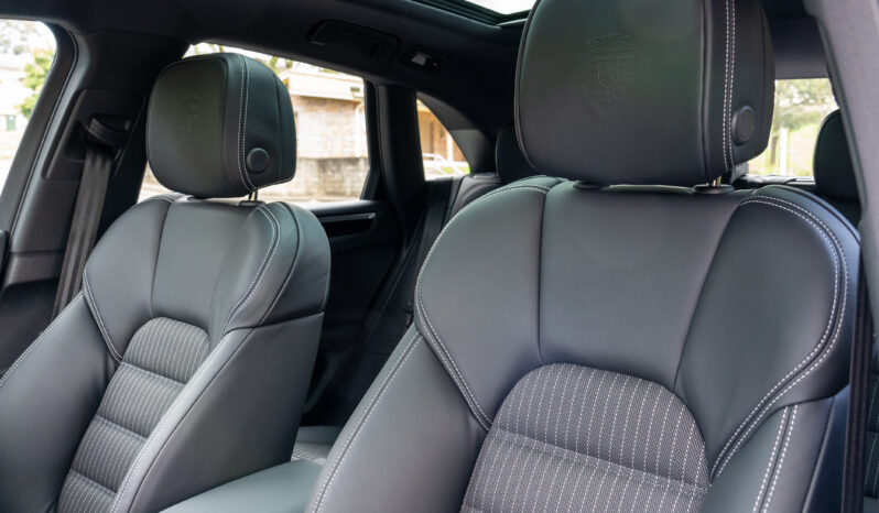 2022 PORSCHE MACAN T full