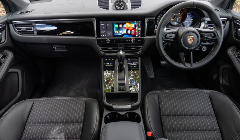 2022 PORSCHE MACAN T full